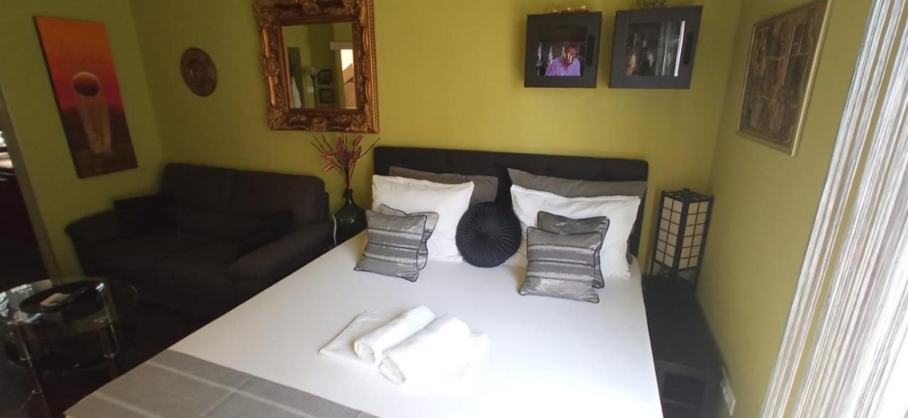 Luxury Apartments Kyara สปลิท ภายนอก รูปภาพ