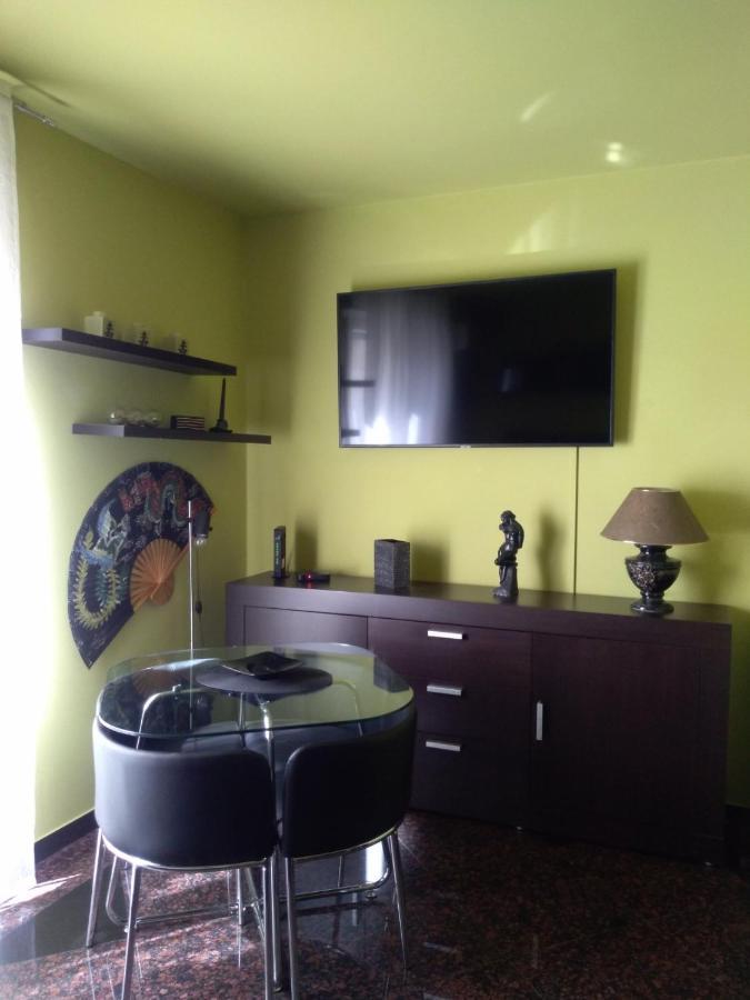 Luxury Apartments Kyara สปลิท ภายนอก รูปภาพ