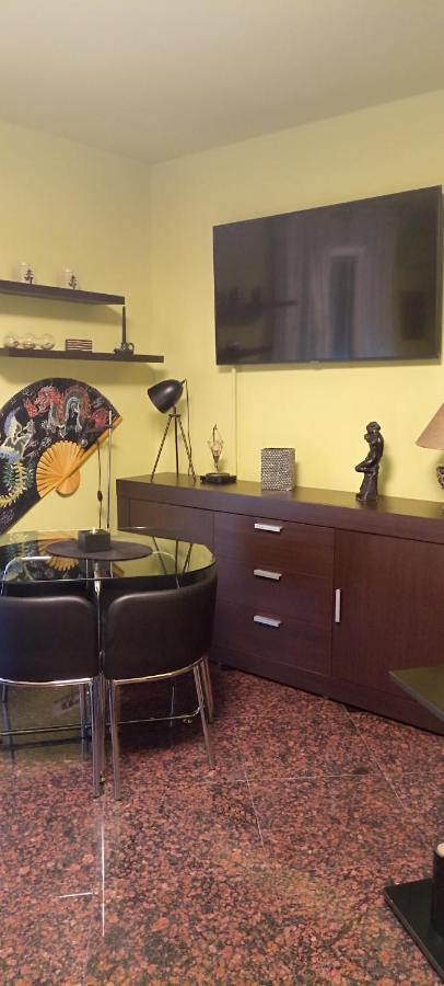 Luxury Apartments Kyara สปลิท ภายนอก รูปภาพ